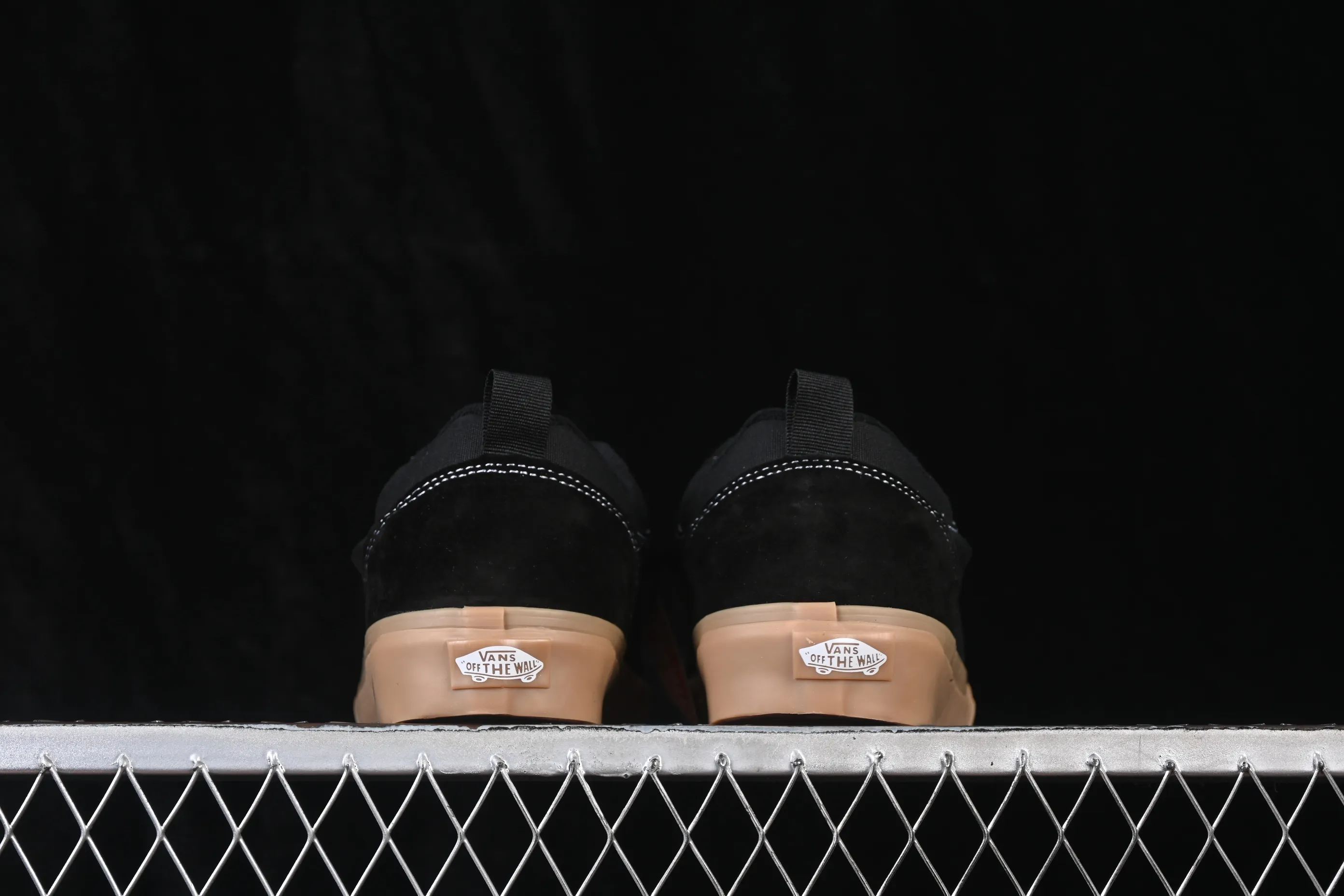 All categories Vans Vans series Vans Low Vans Knu Skool Vans low-top casual skateboard shoes VN0009D22CJI